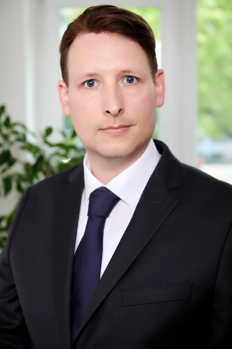 Dr. Julius Hagen