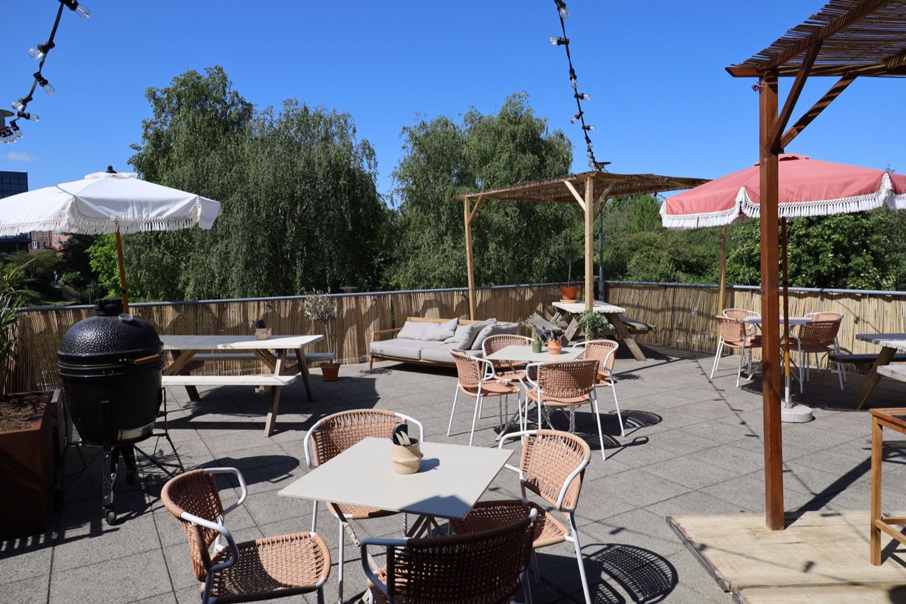 Terras bij En Public