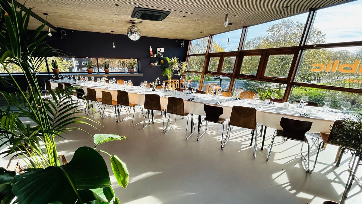 Grote groep op De Etage