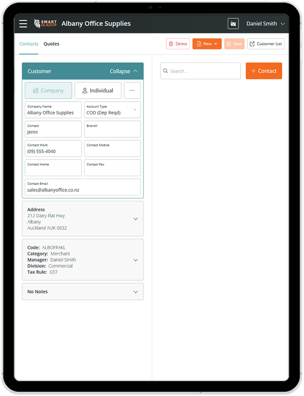 a tablet screen shows the customer entry on Smart Glazier Starter