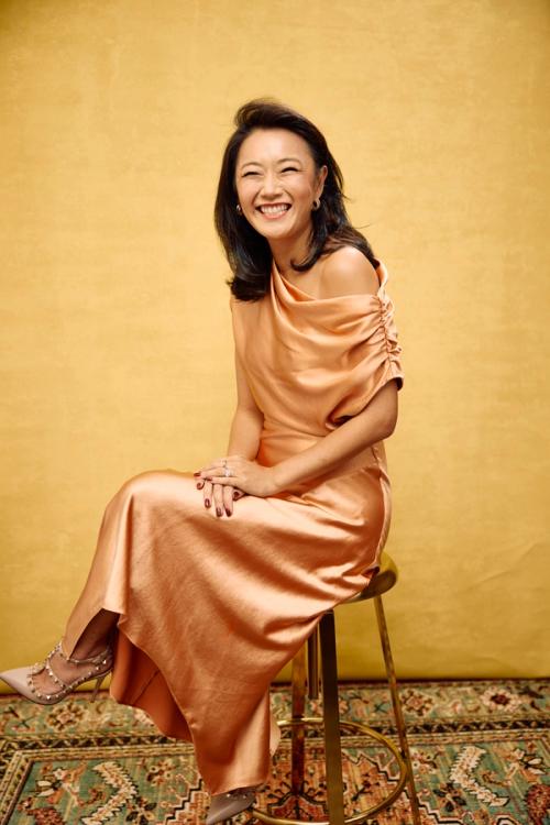 Guest in golden gown at a Los Angeles private event — The Lounge Booth