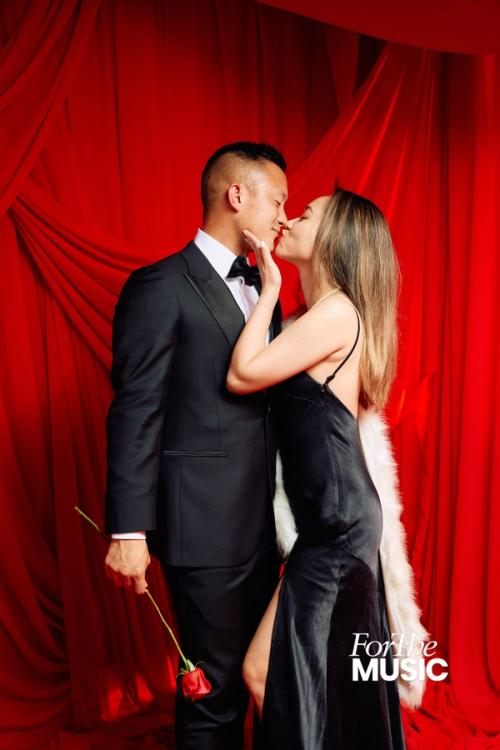 Dynamic guest portrait at a ForTheMusic LA event — The Lounge Booth