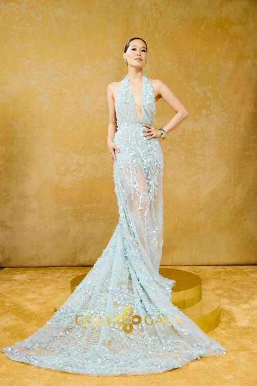 Editorial portrait on a custom gold set at the Gold Gala — The Lounge Booth