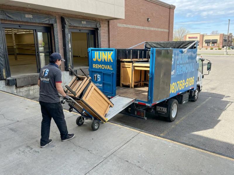 Grocery store cleanout by Top Shelf crew at a property in Kuna Idaho