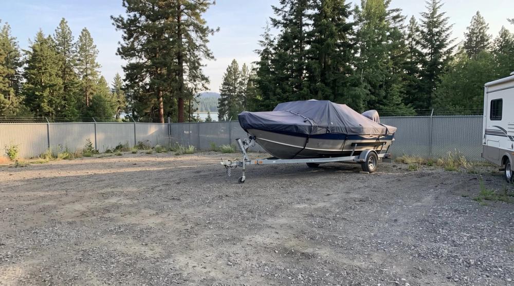 Space for the rig the driveway can't hold