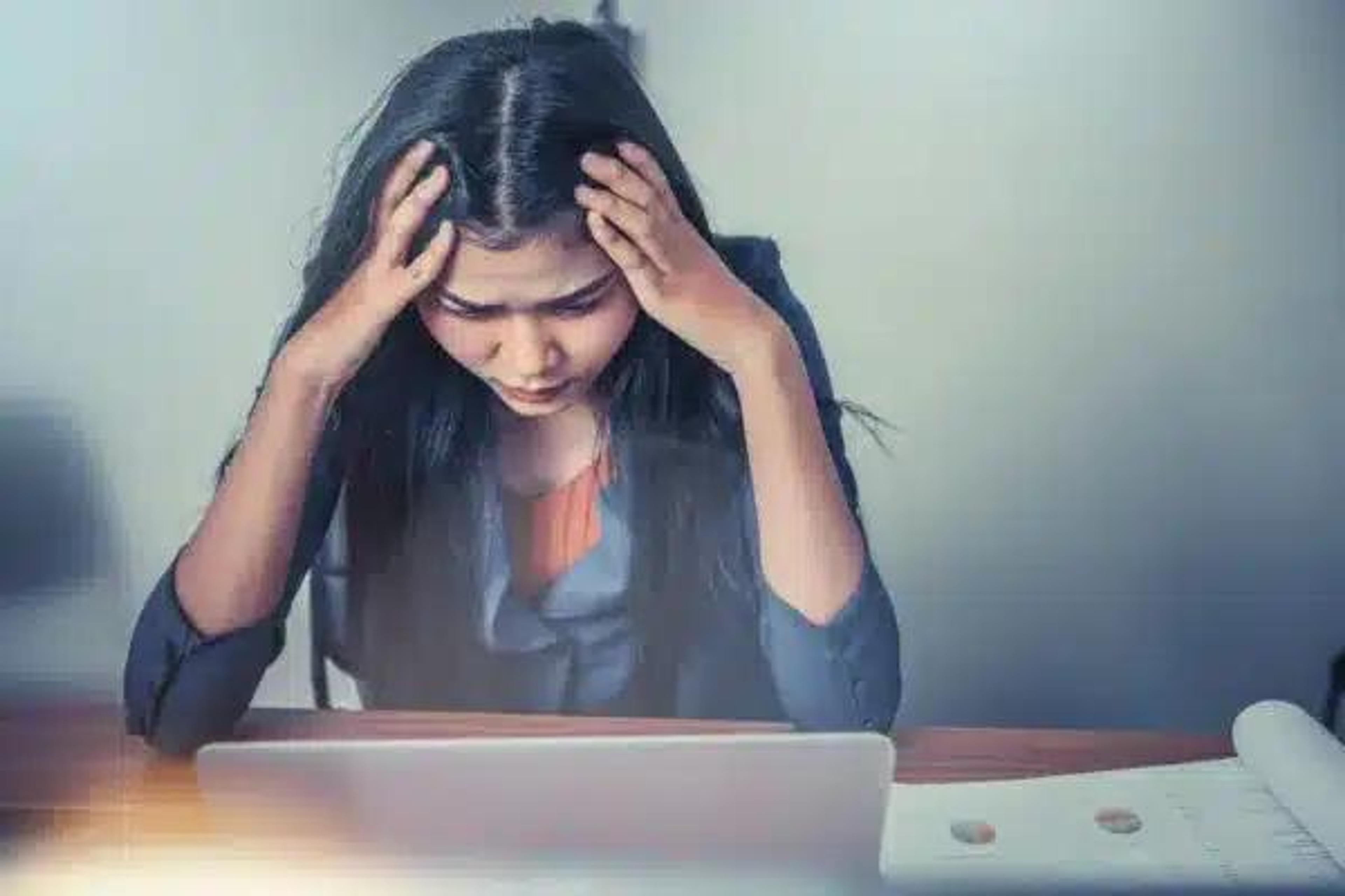 Migraine relief through spinal adjustment at Minot chiropractic clinic