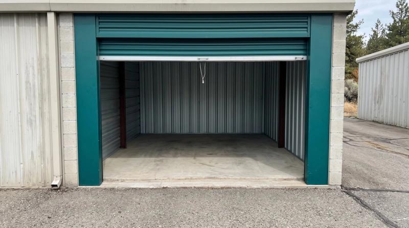 10x10 · One bedroom