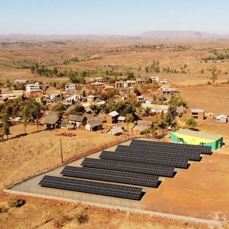Luftaufnahme des Solarparks in Madagaskar