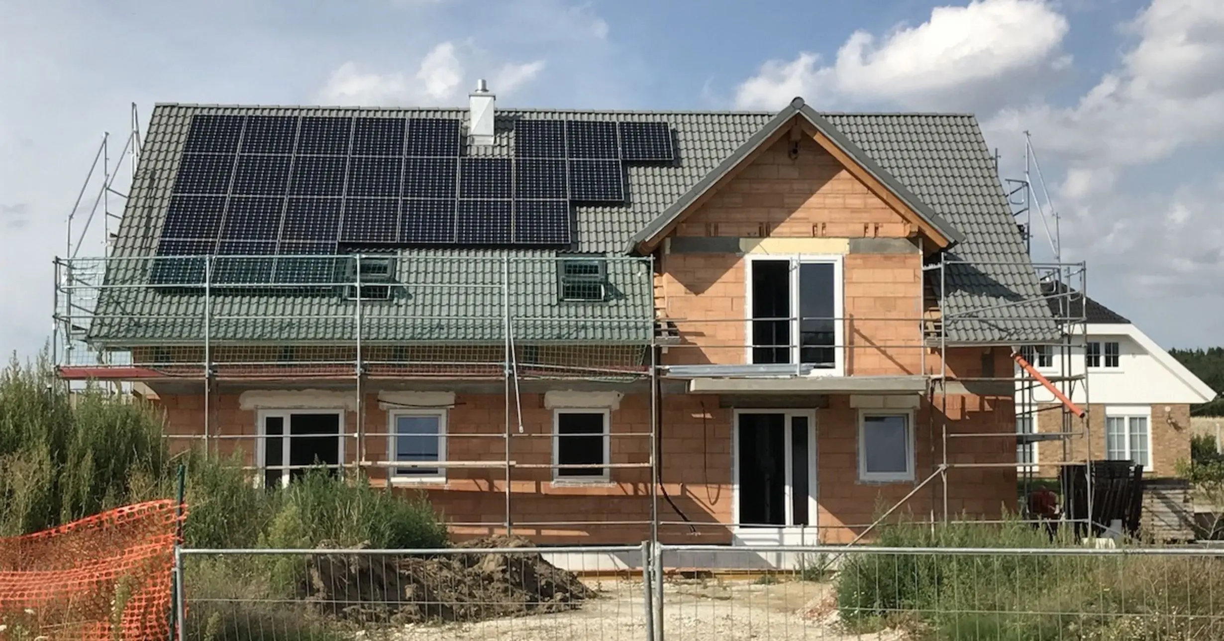 Haus mit PV-Anlage