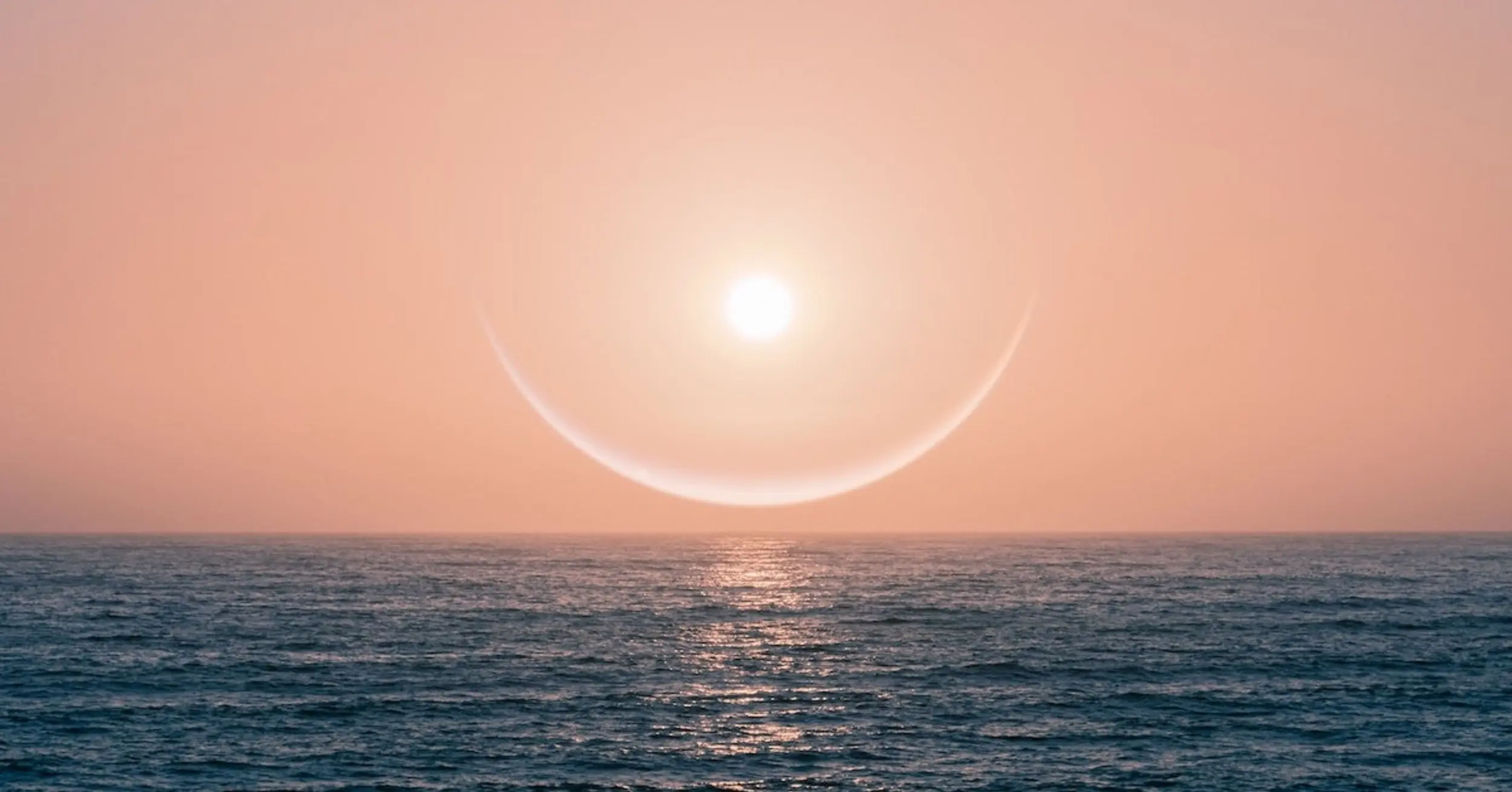 Sonnenuntergang über Meer