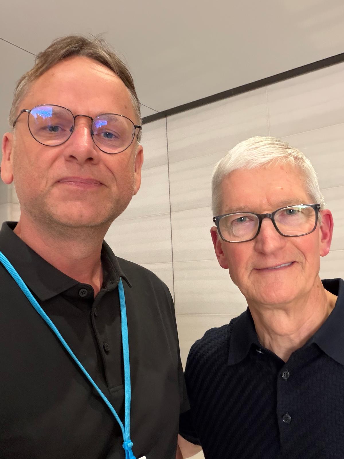 One Degree From Cupertino