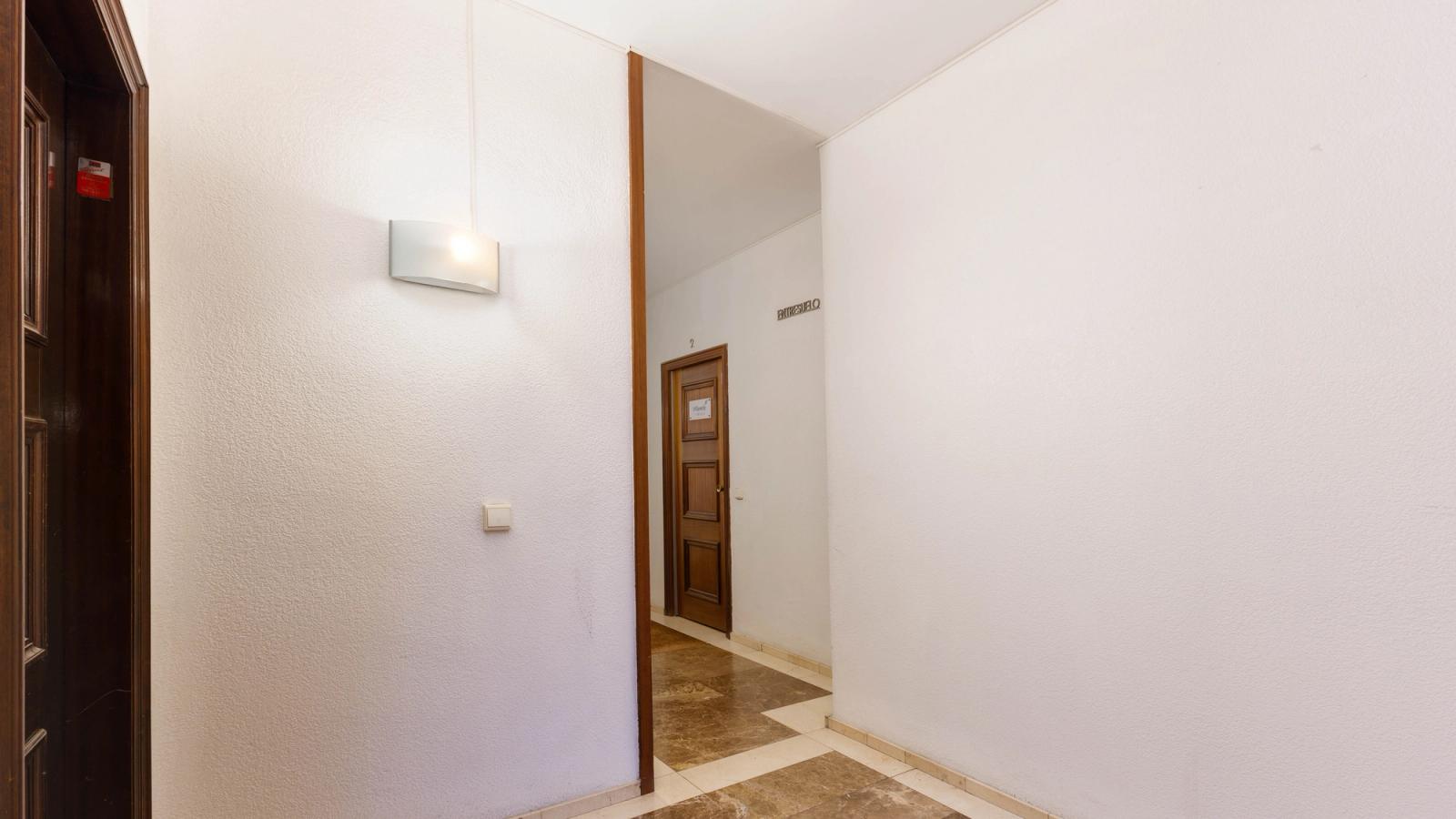 J.TARRADELLAS, 91 101- ENTENÇA, 236 - 4