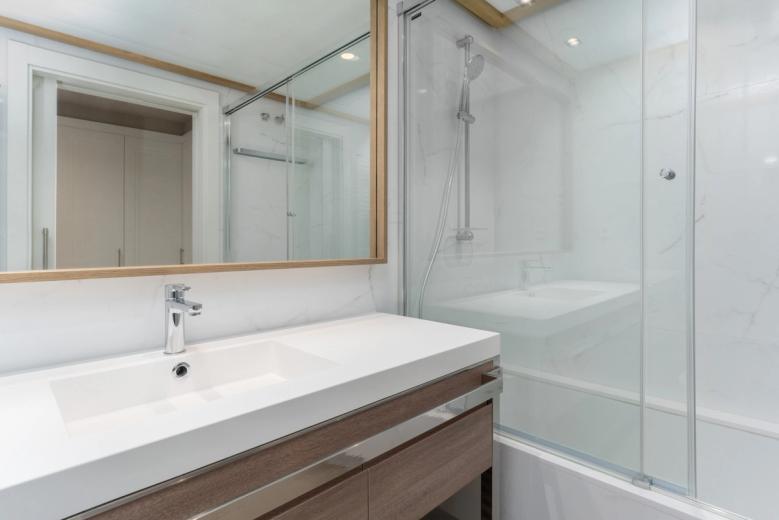 Bany Espronceda 254 - 274