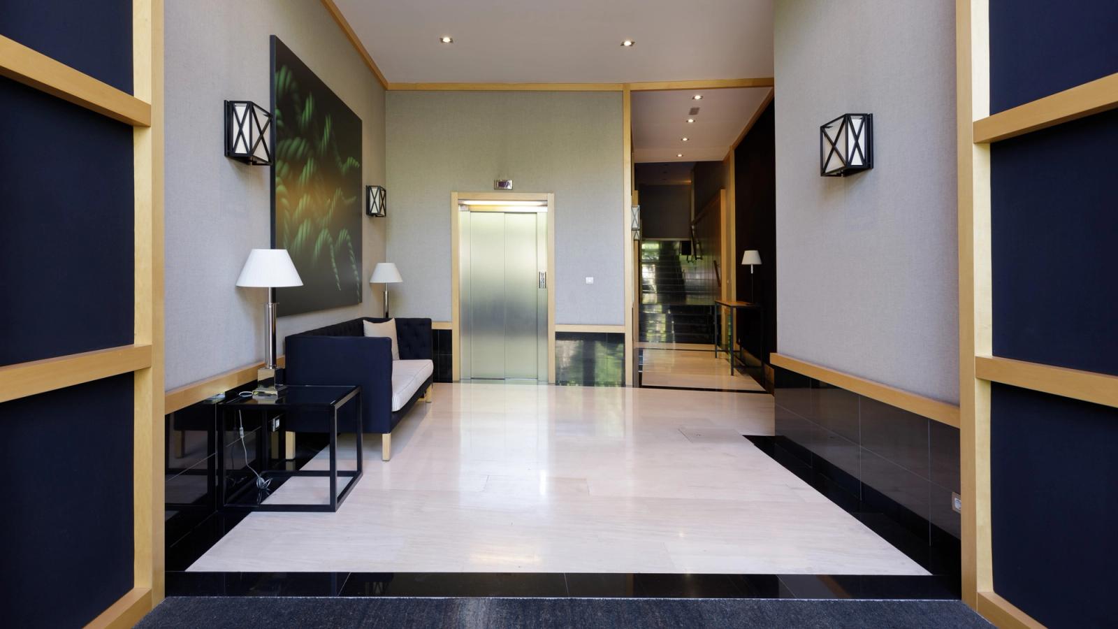 ESTEVE TERRADAS, 17-31 - 4