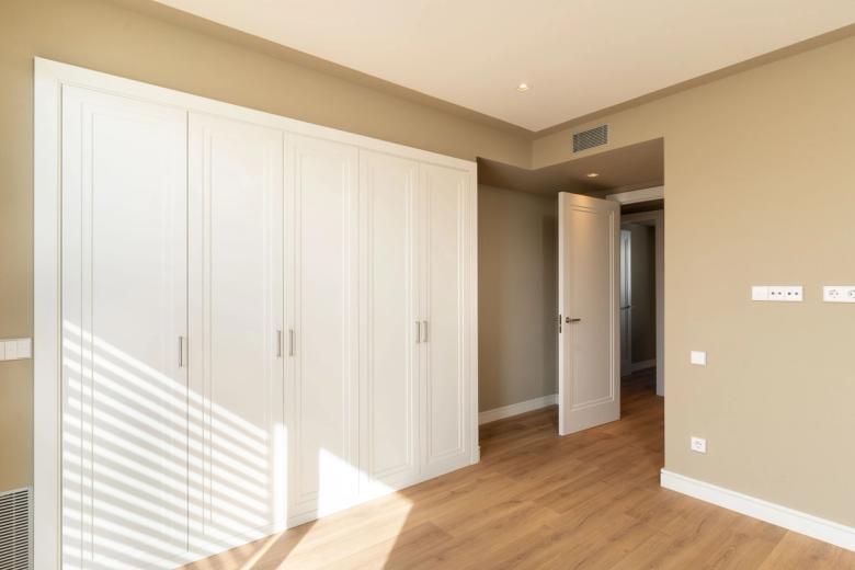 Nou Can Gambús Armaris Blq.2 Esc.1 2.2