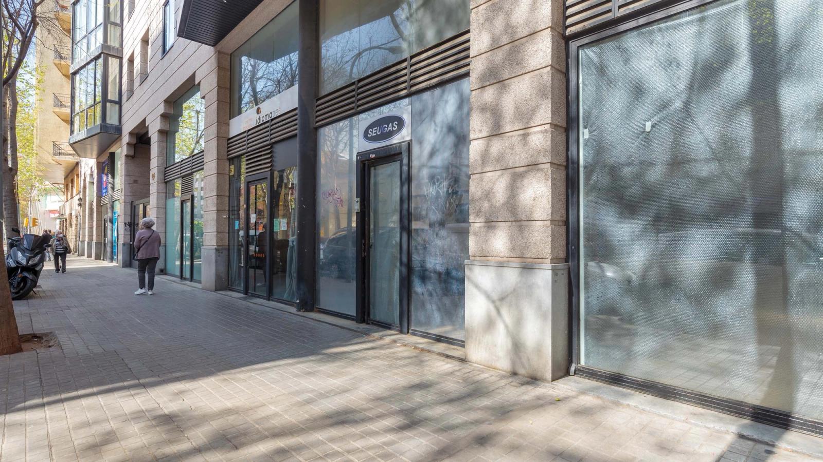 ENAMORATS, 99-103 - 0