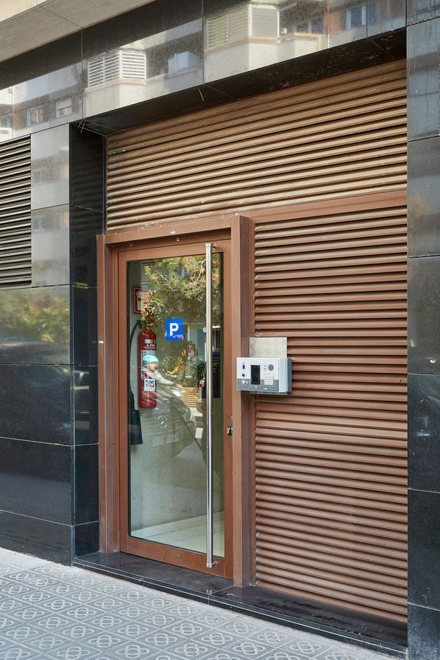 PROVIDÈNCIA, 160-174 - PAU ALSINA, 74-76 - 25