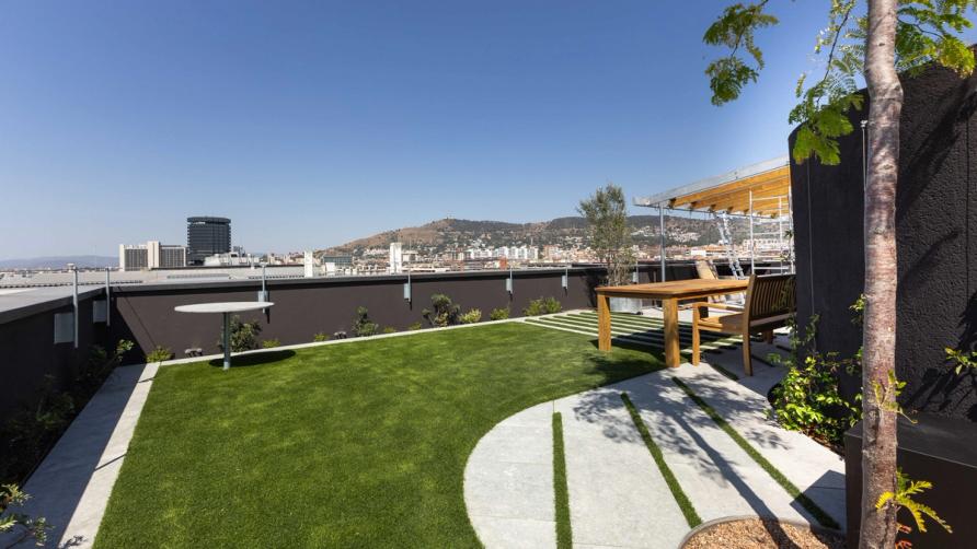 DIAGONAL, 593-595 - 14