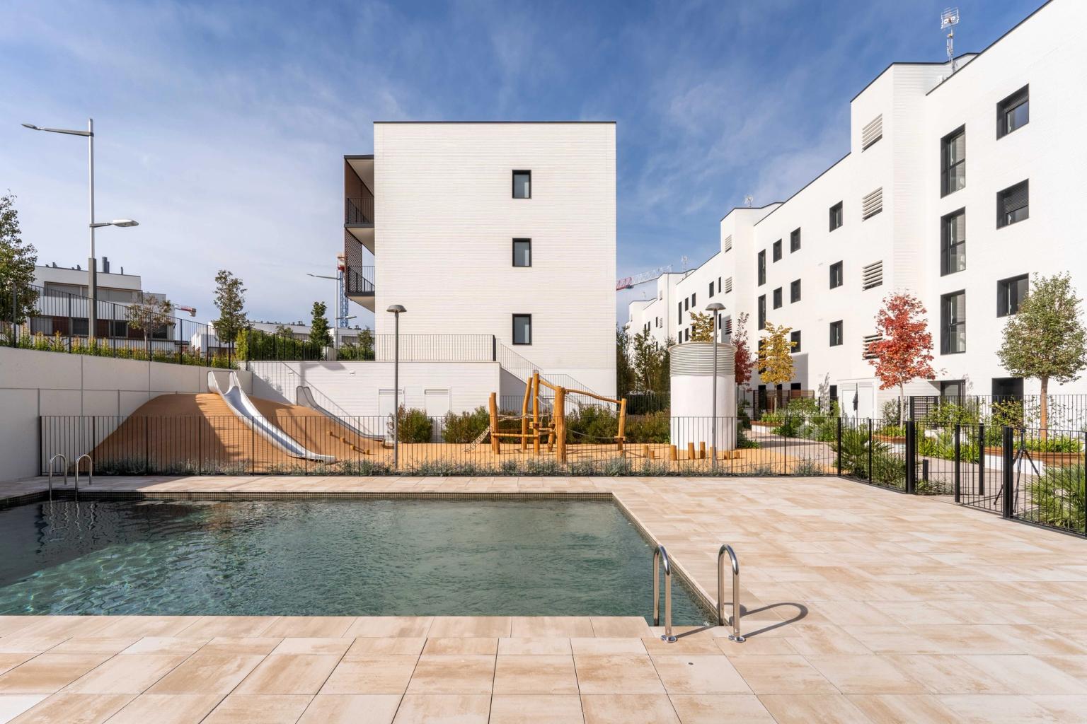 Piscina comunitària