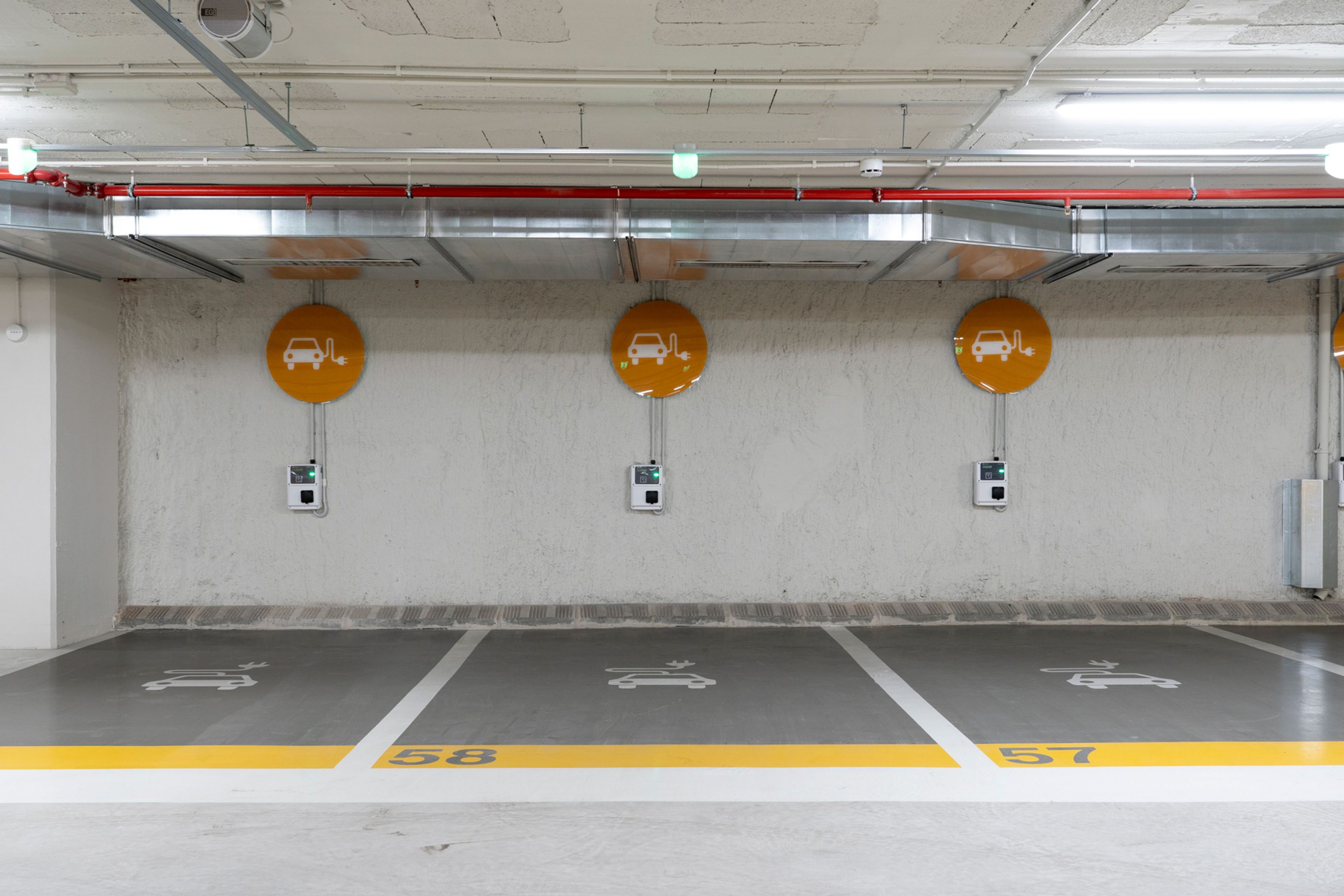 Parking NN Corsega places carrega electrica