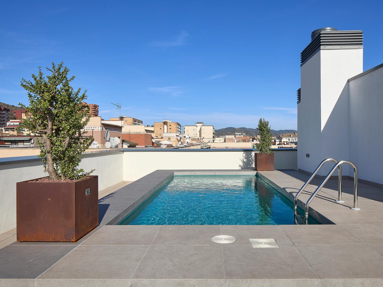 piscina comunitaria