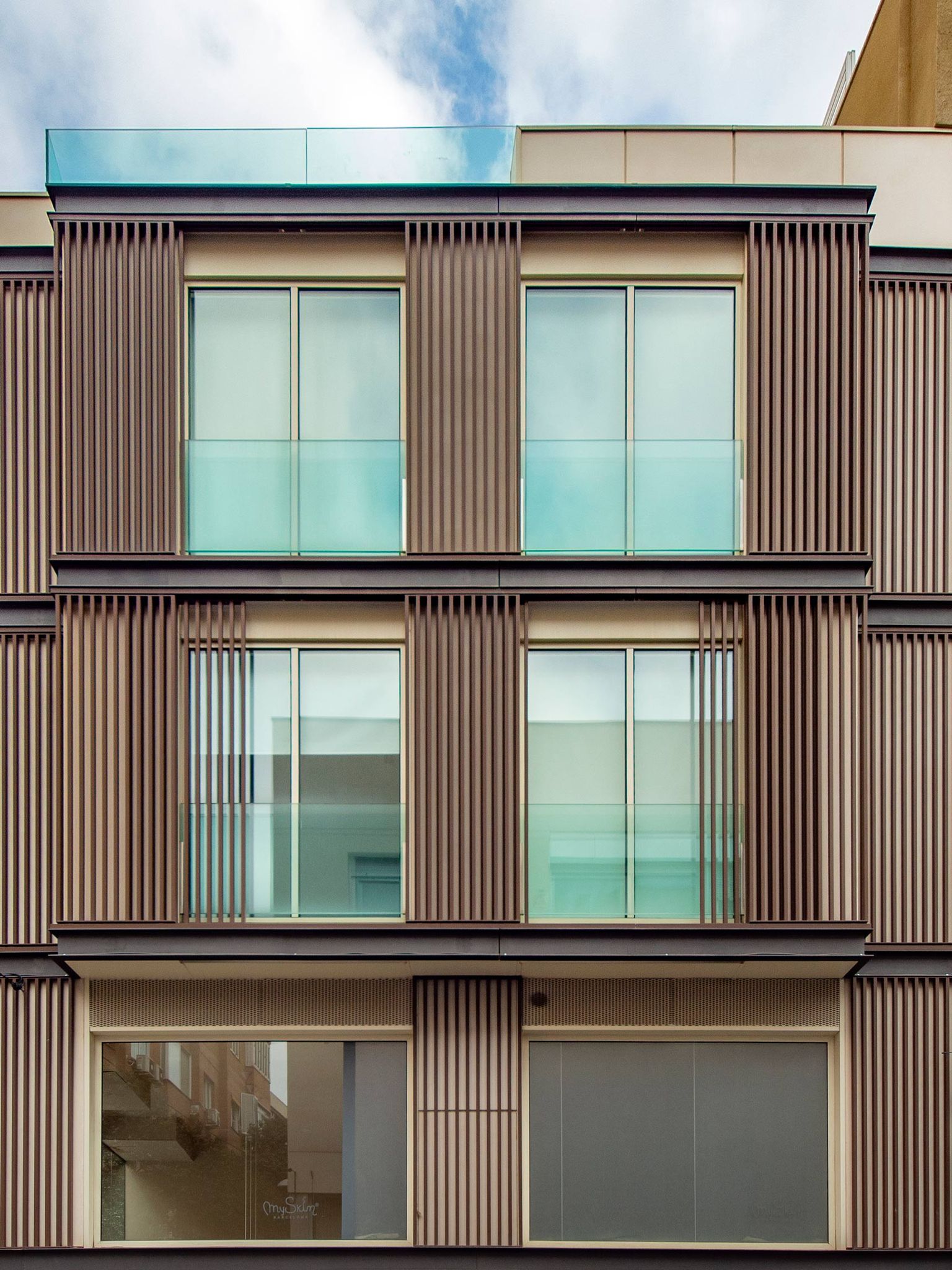 Façana Sagués 29 - Avenir 61