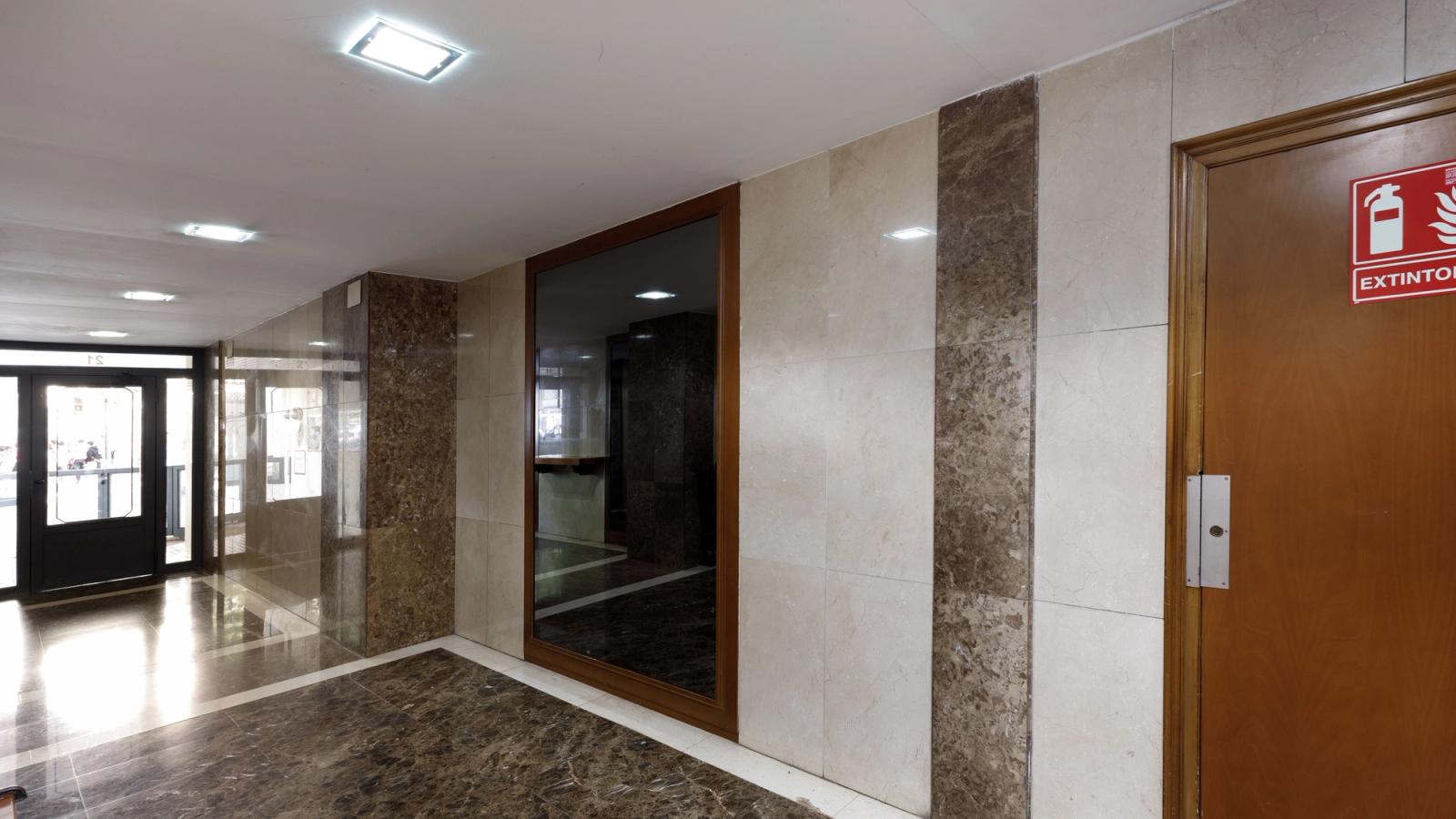 COMTE d´URGELL, 21- FLORIDABLANCA, 120 - 7