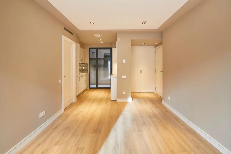 Cocina abierta al salón Enamorats 40-44