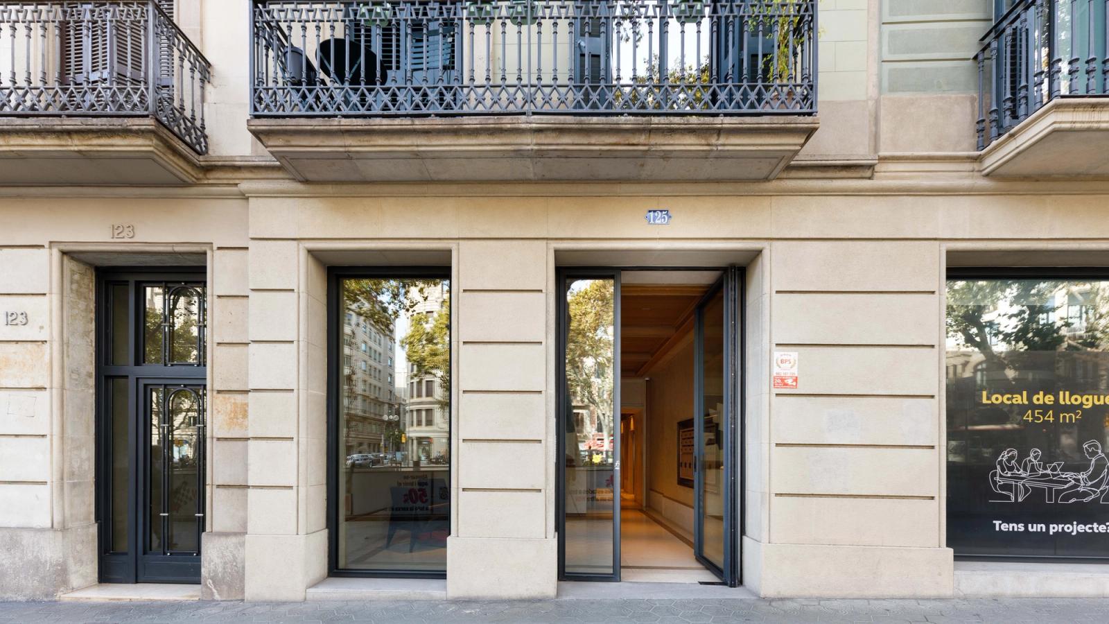 PASSEIG DE GRÀCIA, 125 -127 - 8