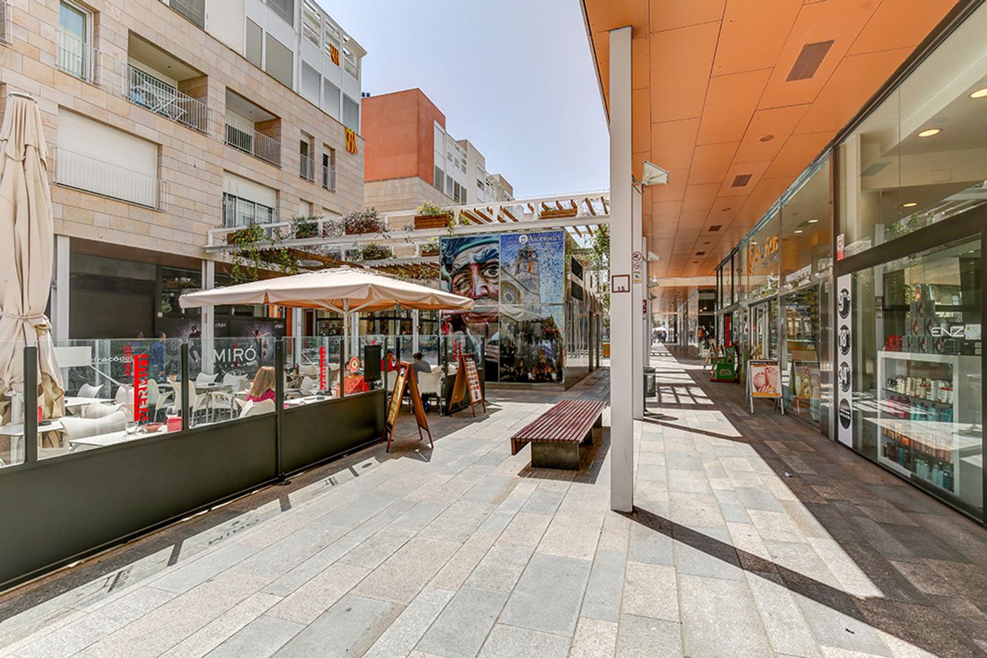 REUS · CENTRE COMERCIAL EL PALLOL - 26