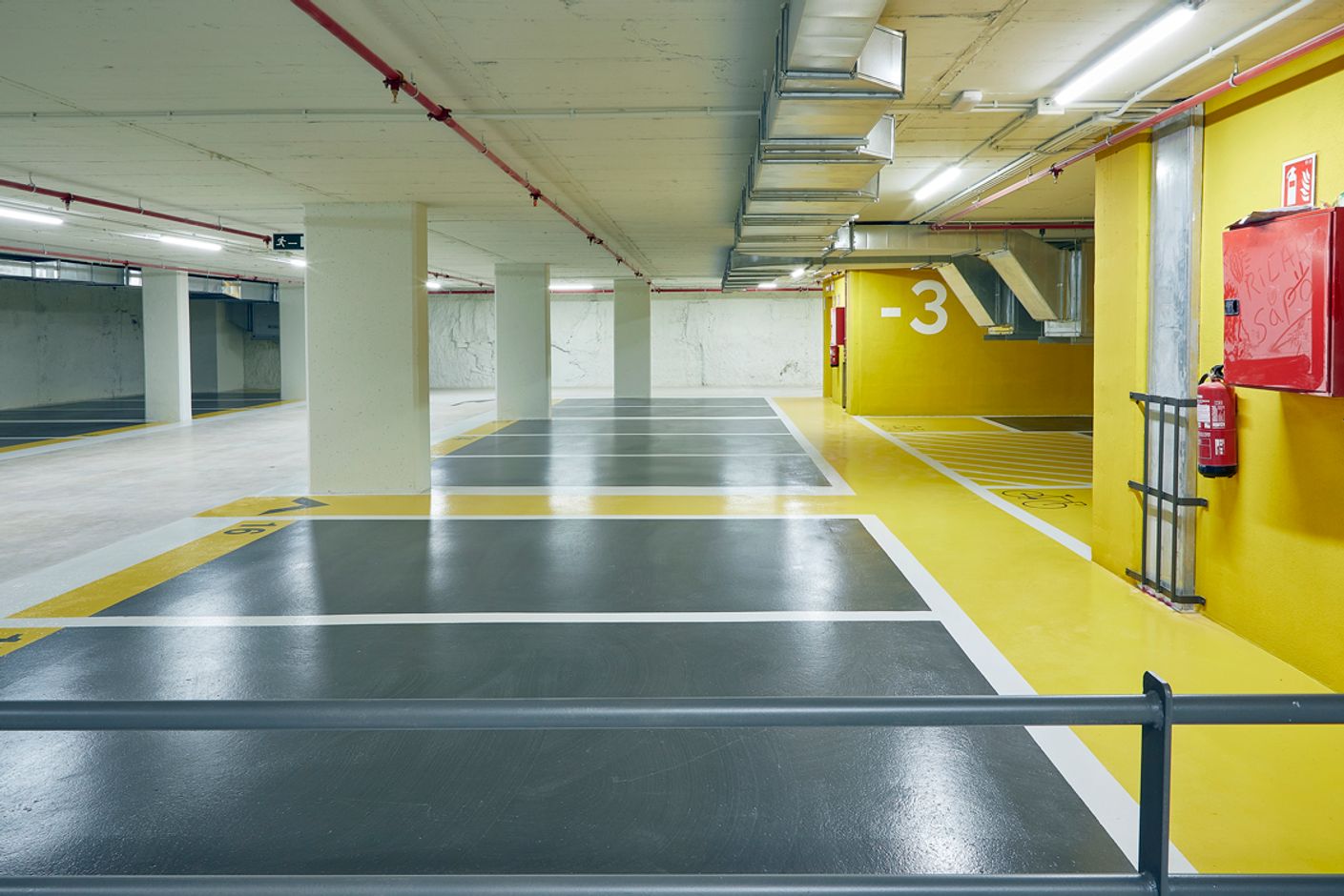 ENAMORATS, 40 - 44 - 31