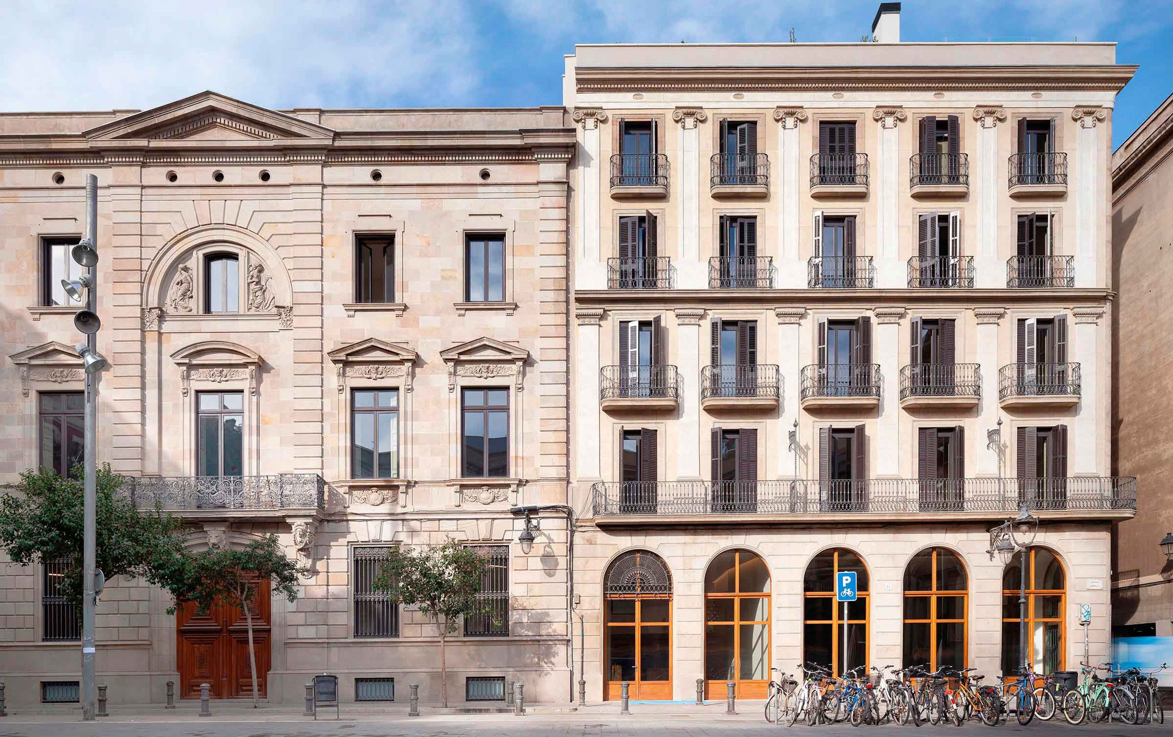 Ample 11 - 13 - Apartments for rent