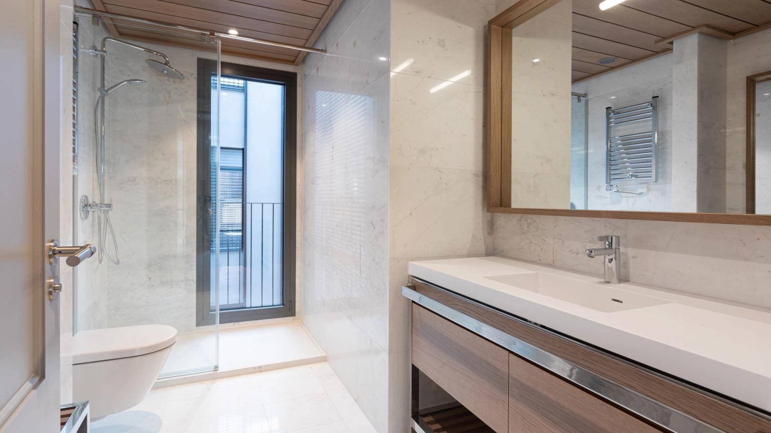 Bany PASSEIG DE GRÀCIA, 125-127