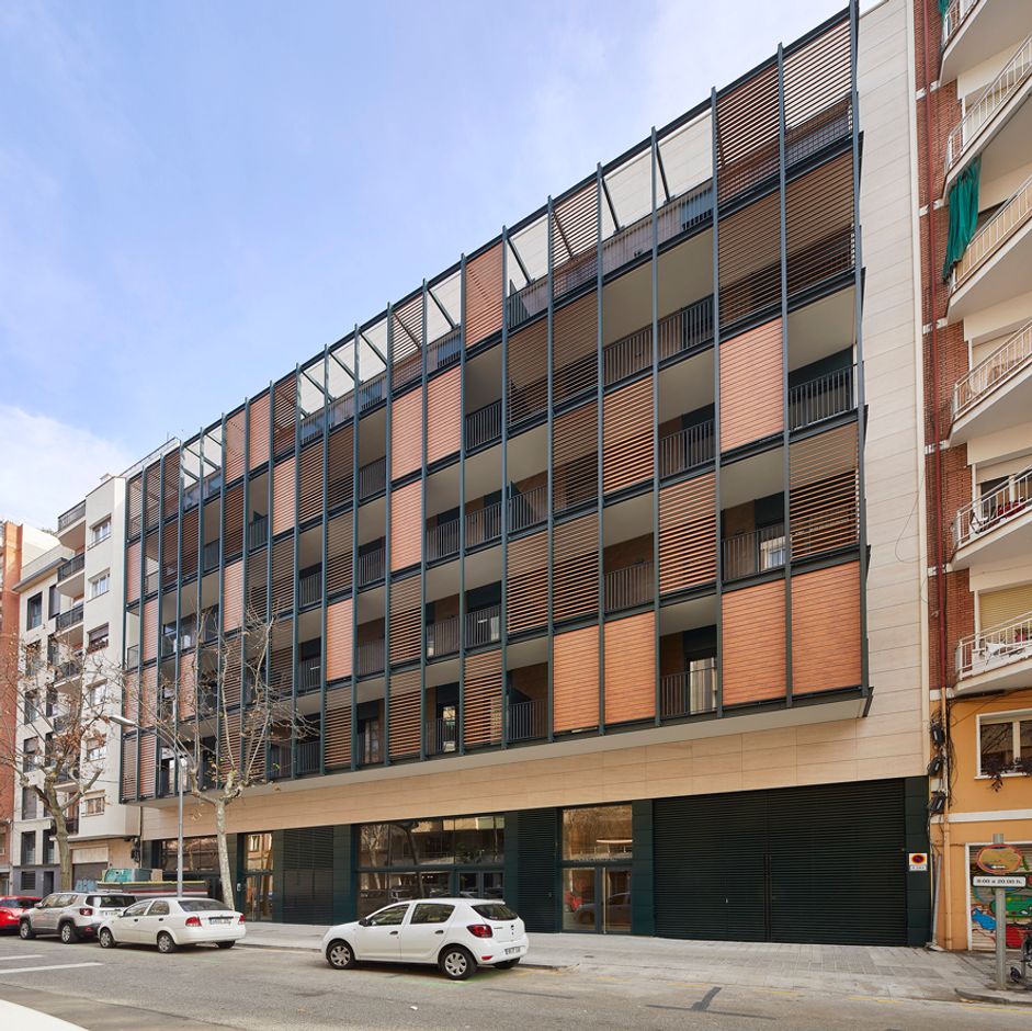 ENAMORATS, 40 - 44 - 8