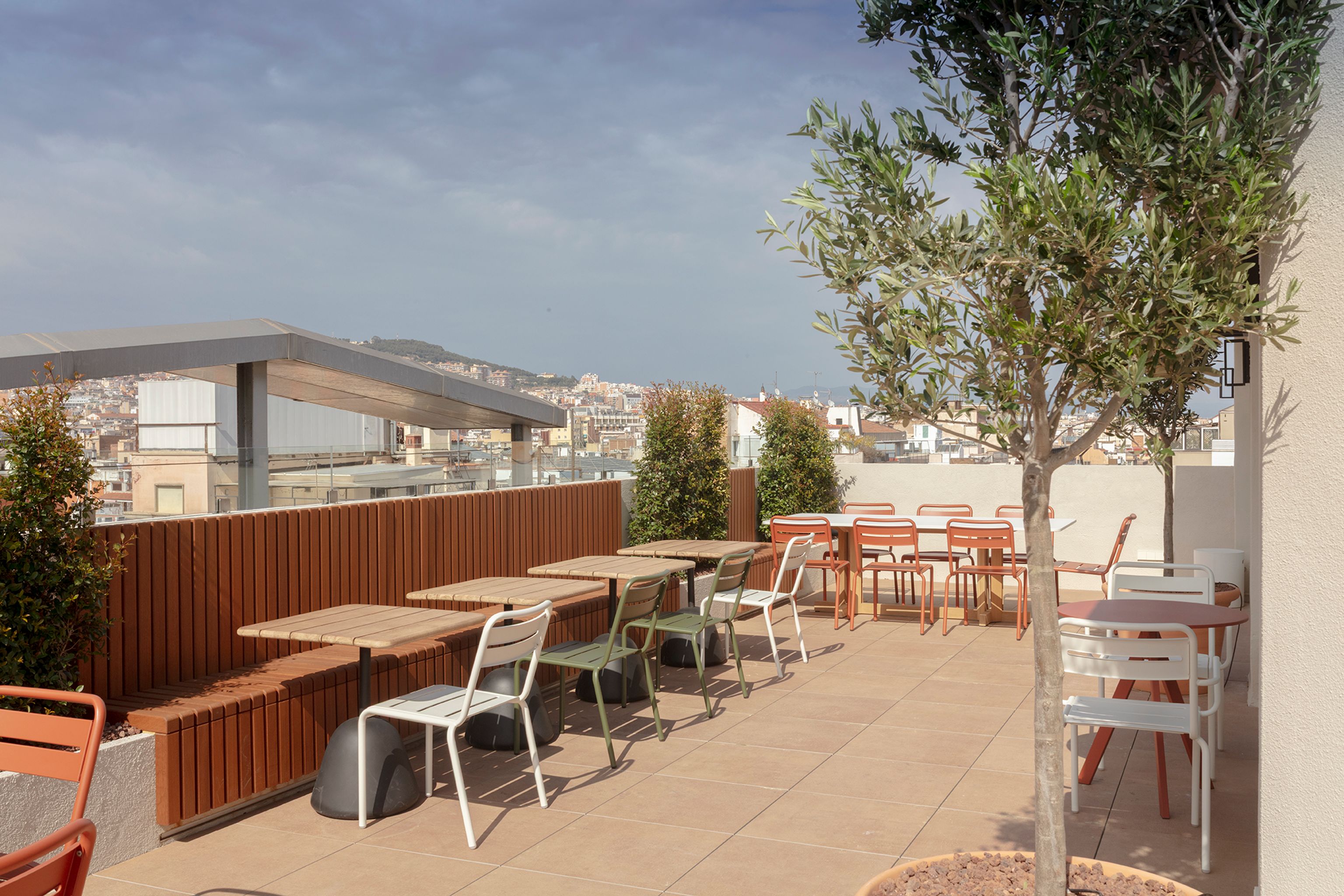 NN workingflex en Pau Claris 194-196
