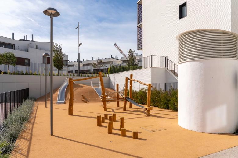 Nou Camp de Gambús Àrea Infantil