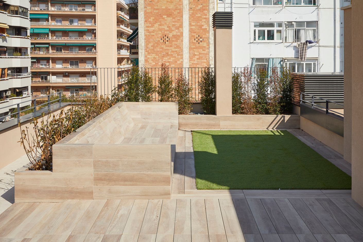 PROVIDÈNCIA, 160-174 - PAU ALSINA, 74-76 - 15