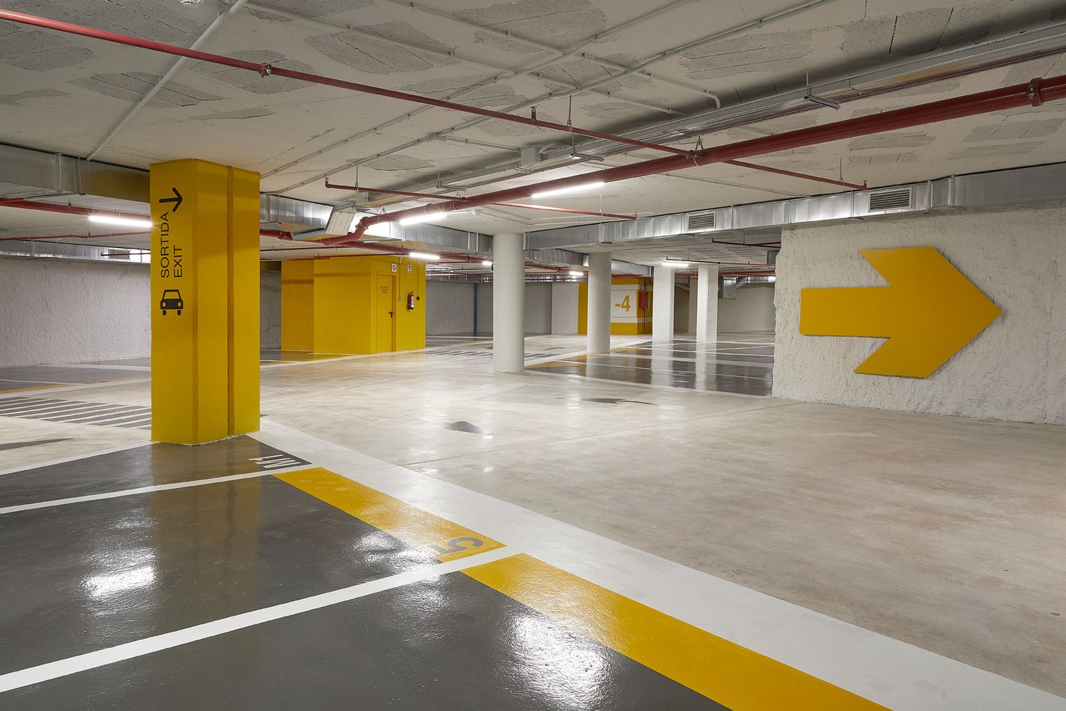 Aparcament Via Augusta 349-355