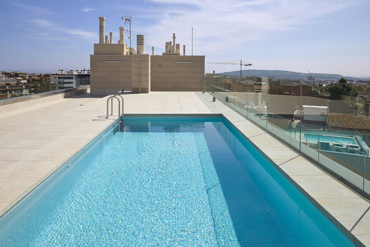 Piscina comunitària Via Augusta 349-355