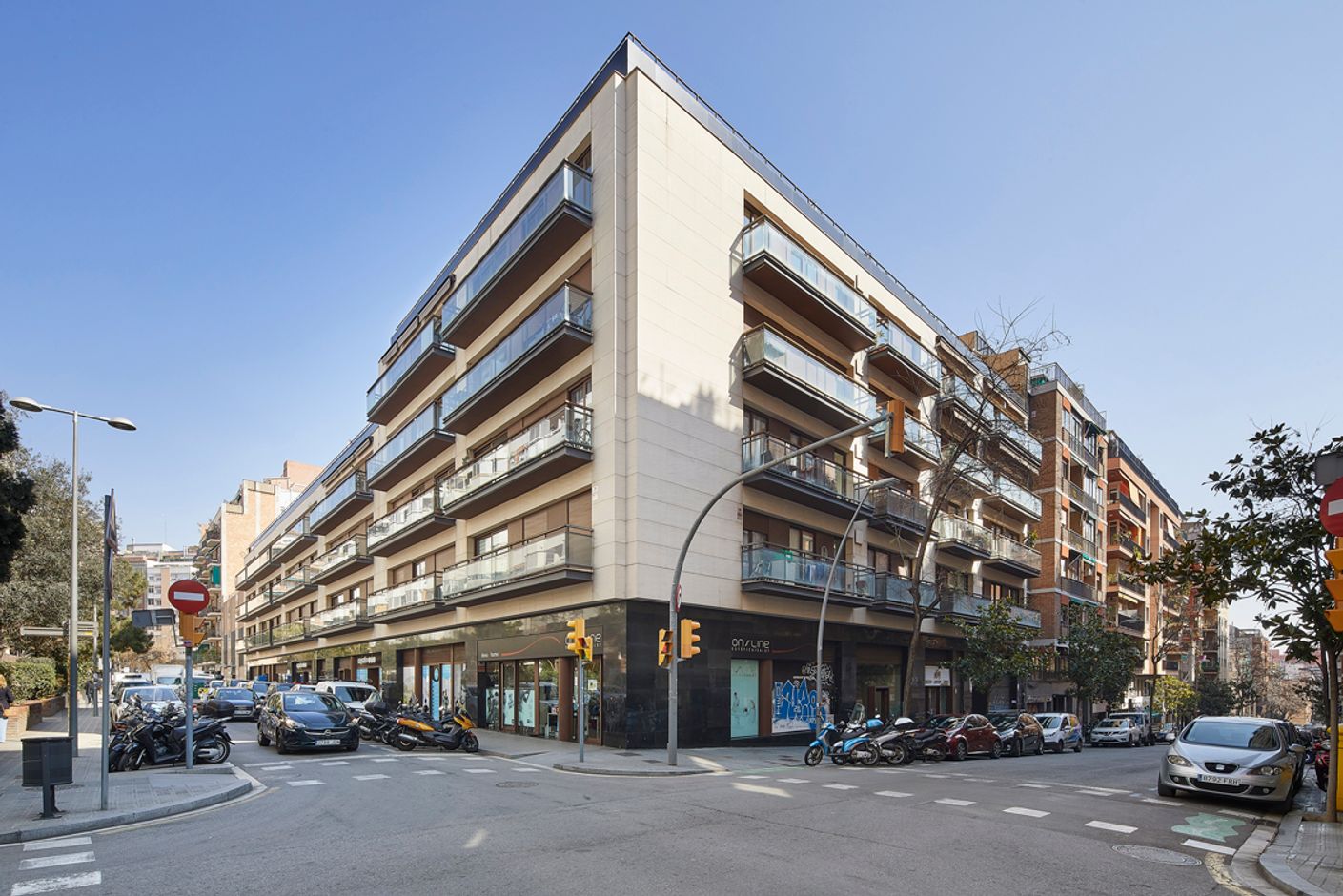 PROVIDÈNCIA, 160-174 - PAU ALSINA, 74-76 - 0