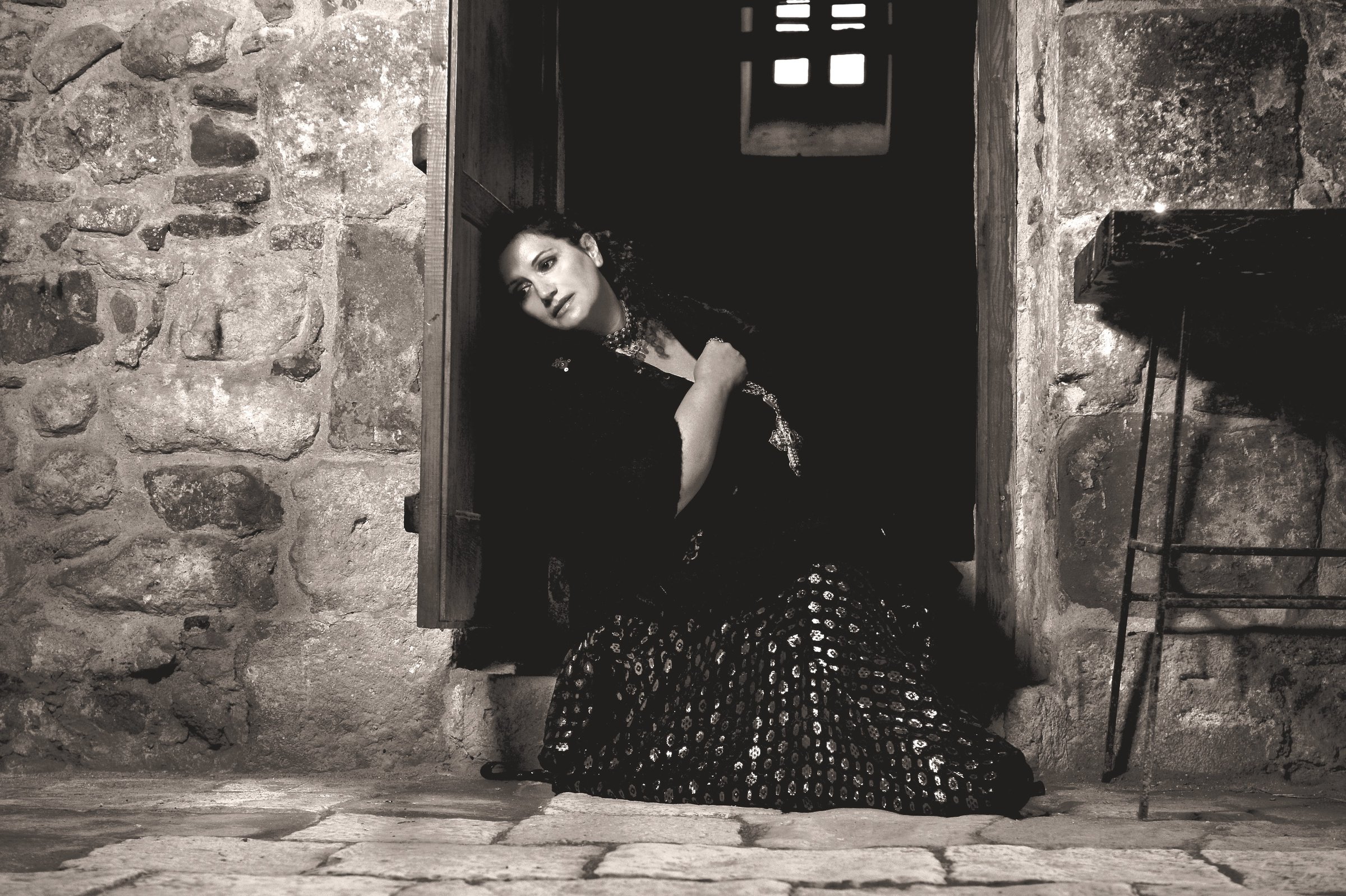Vasil Tole: “Praising God through Jazz — Eda Zari’s Entropy Arrives Completely Differently”