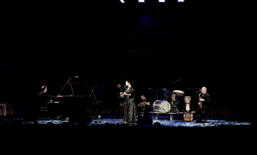 On stage · 21
