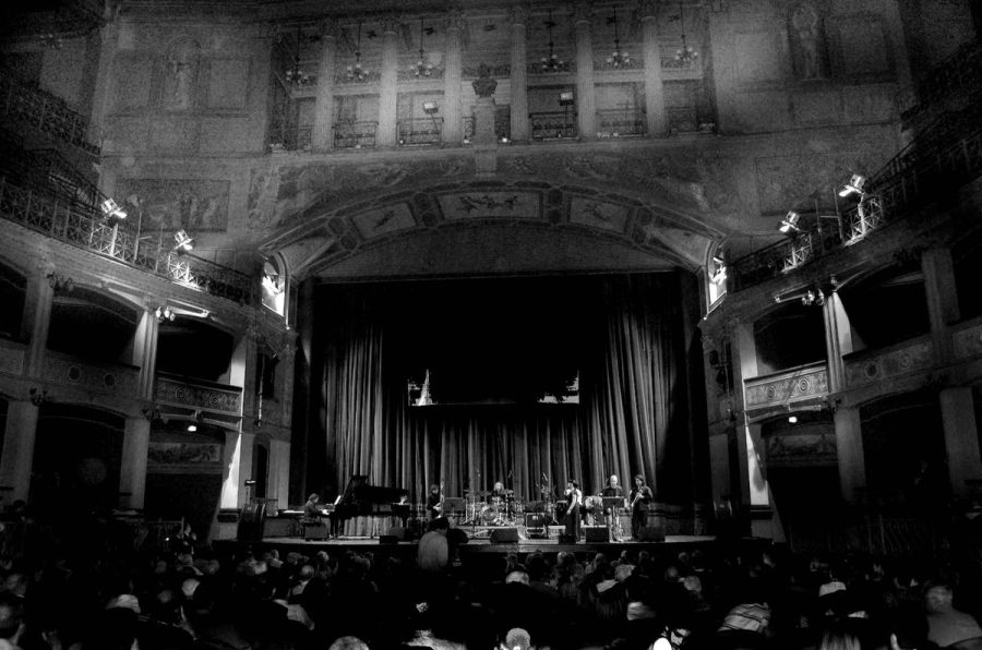 On stage · 29