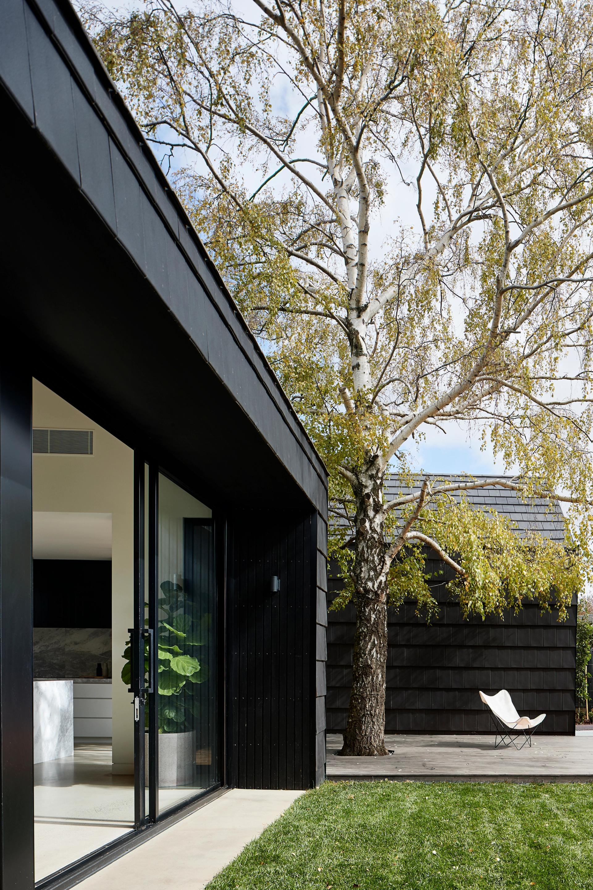 The Ballarat Barn extension is distinguished from the original weatherboard home.