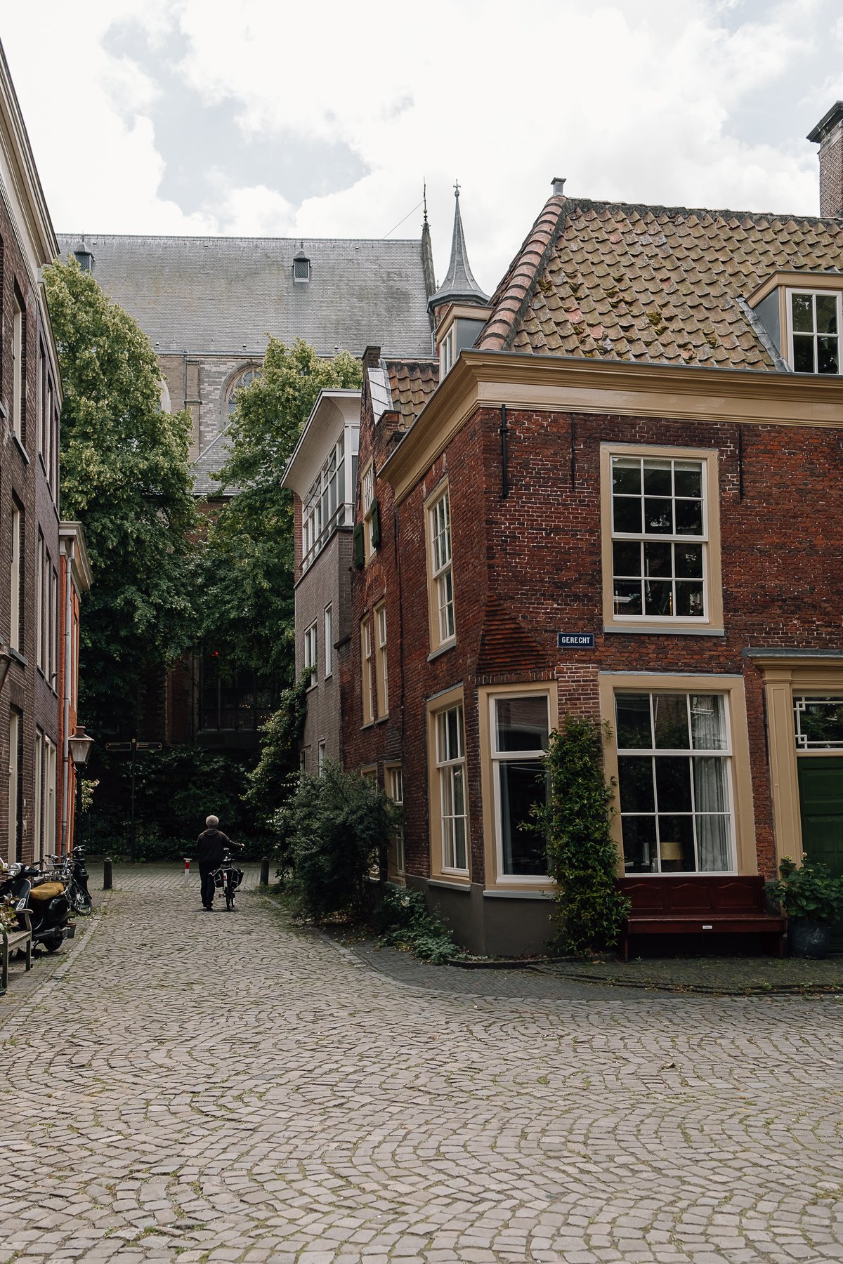 Leiden Postcards post thumbnail