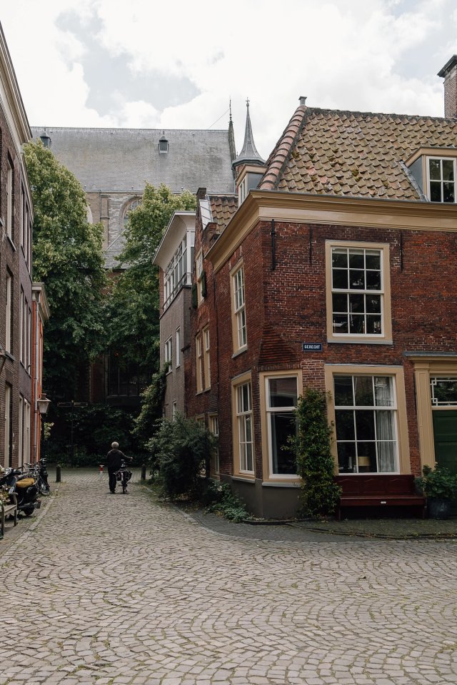 Leiden Postcards post thumbnail