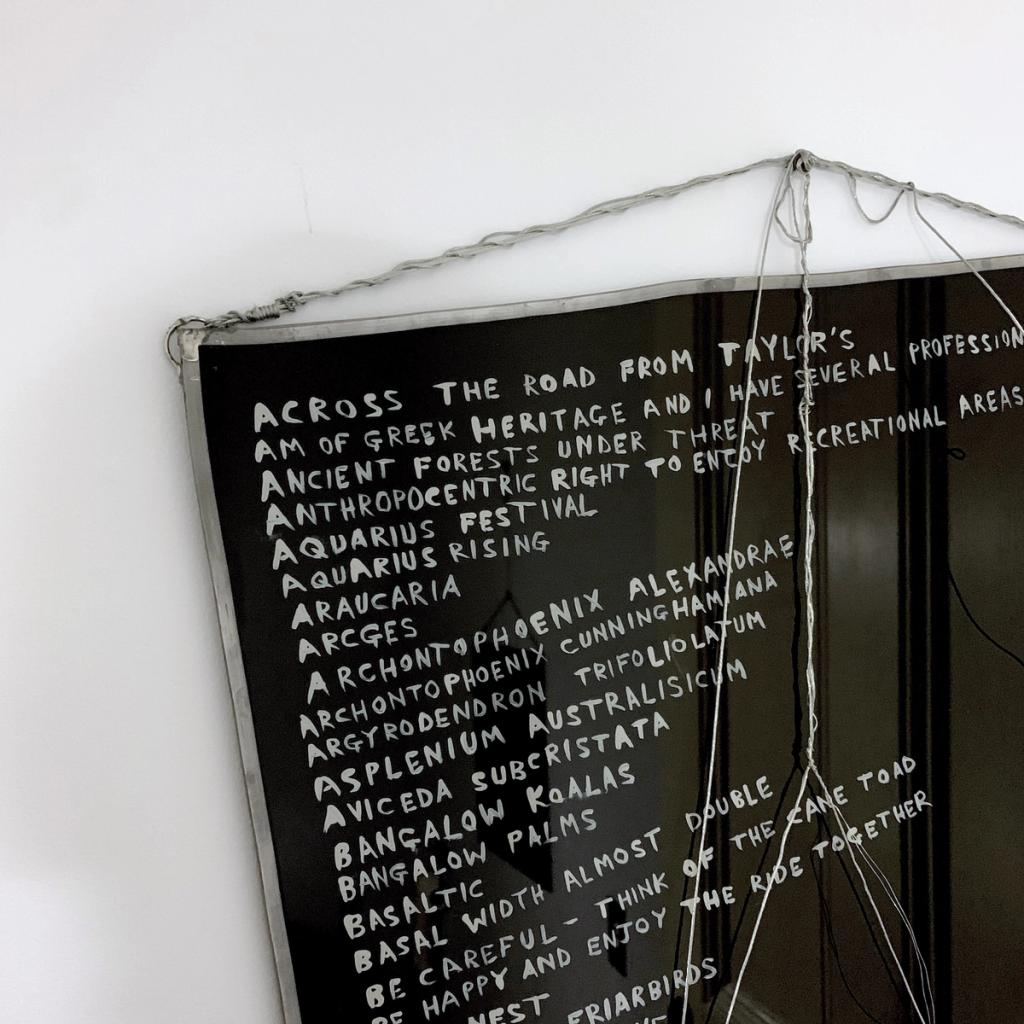 placeholder alt text