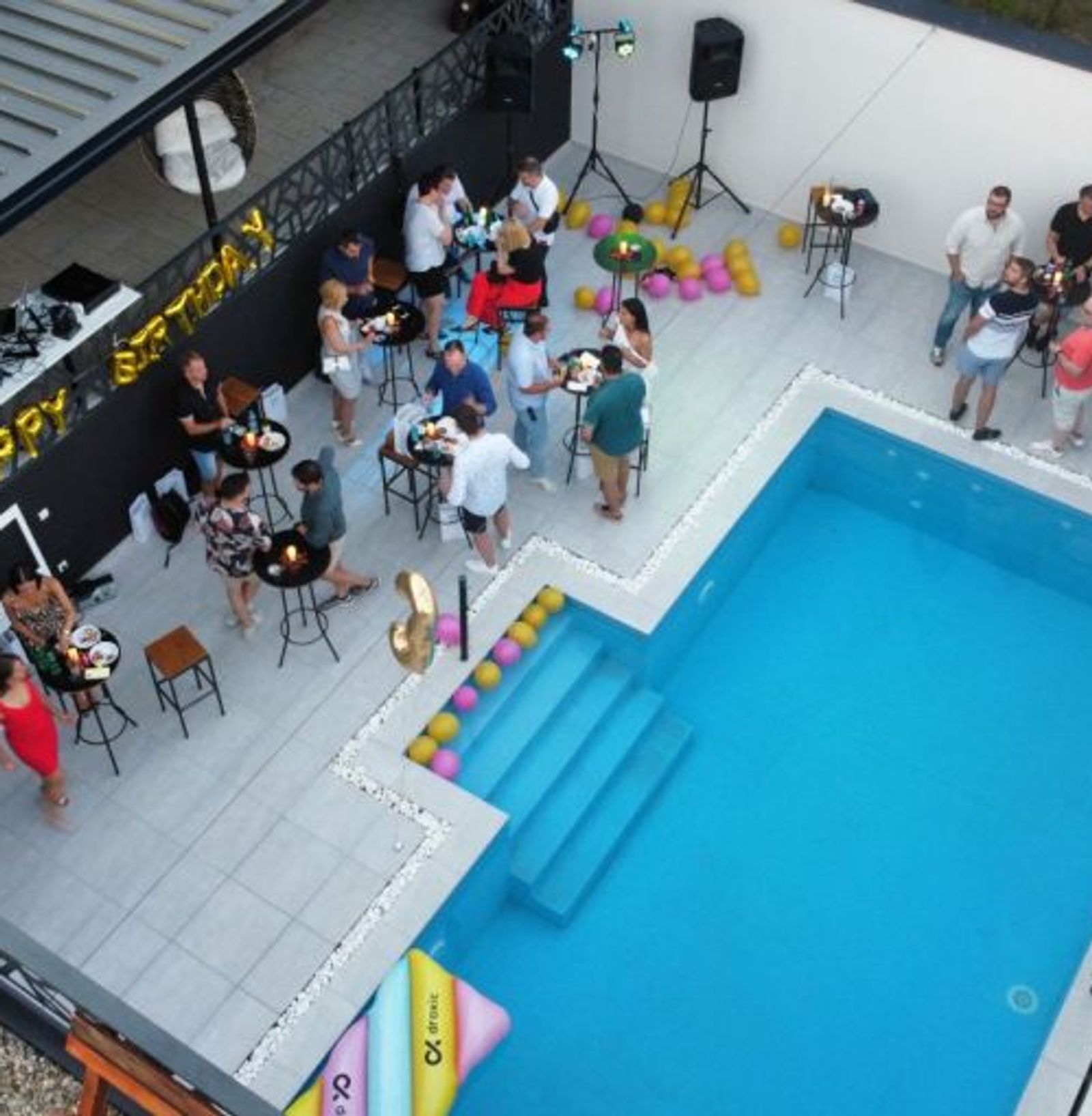 Droxic Nis 3d Birthday party
