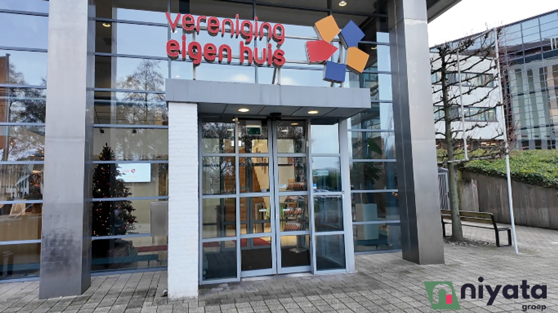 16 laadpunten bij hoofdkantoor Vereniging Eigen Huis in Amersfoort (video)