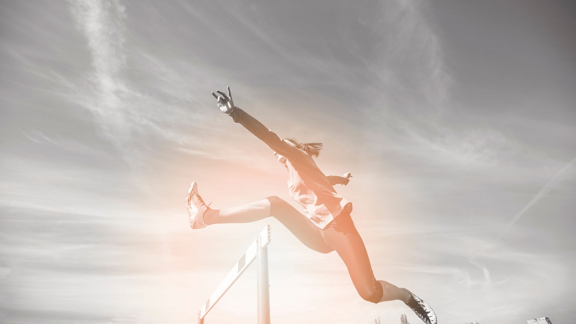 Hürdenläuferin Symbolbild